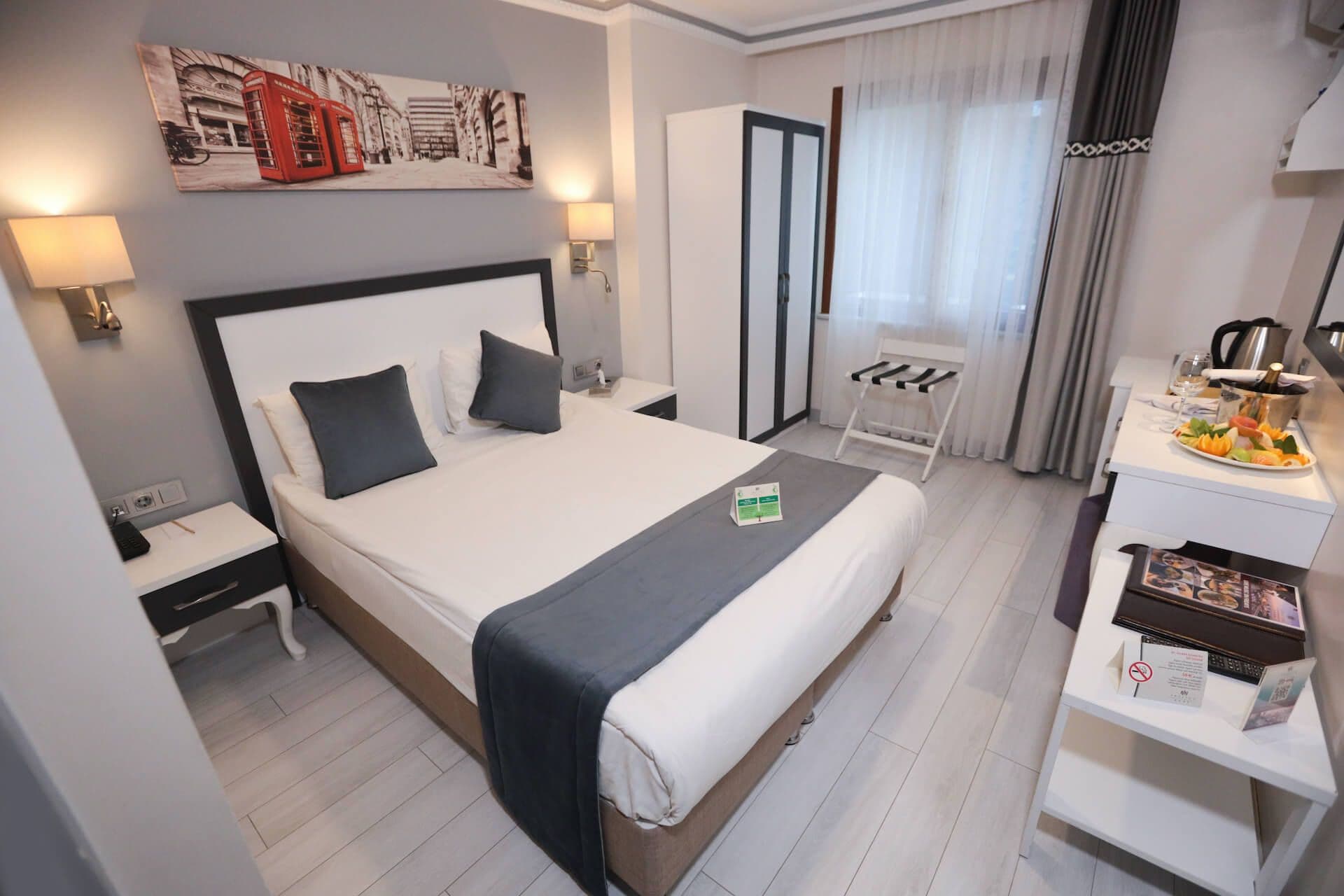 Family Room – Connecting