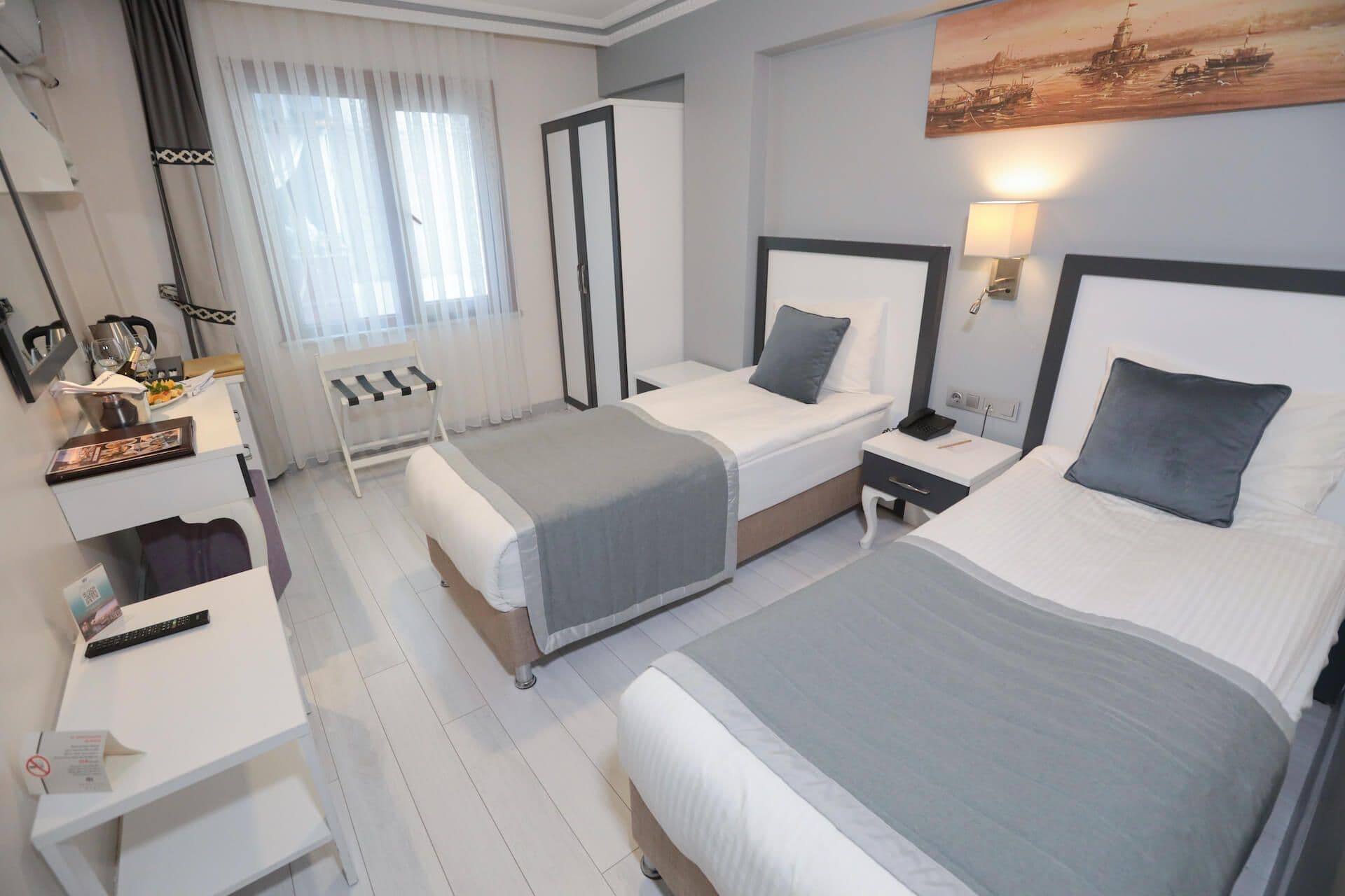 Family Room – Connecting