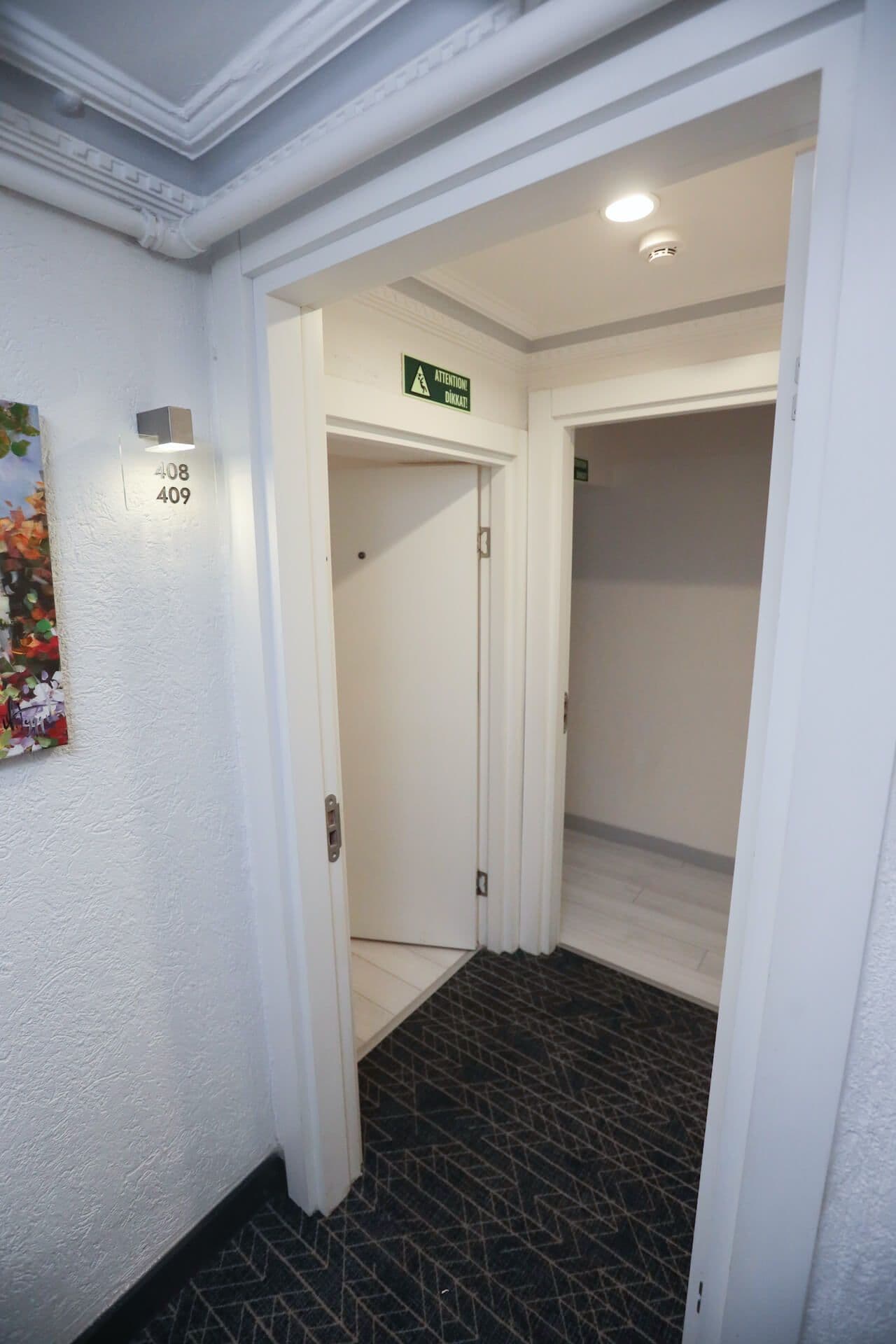 Family Room – Connecting